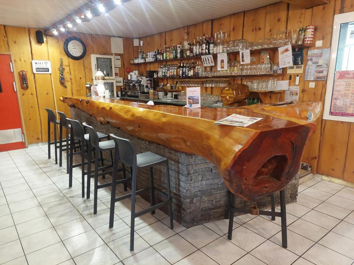 Hotel Restaurant Lancheton Saint-Julien-Mont-Denis Buitenkant foto