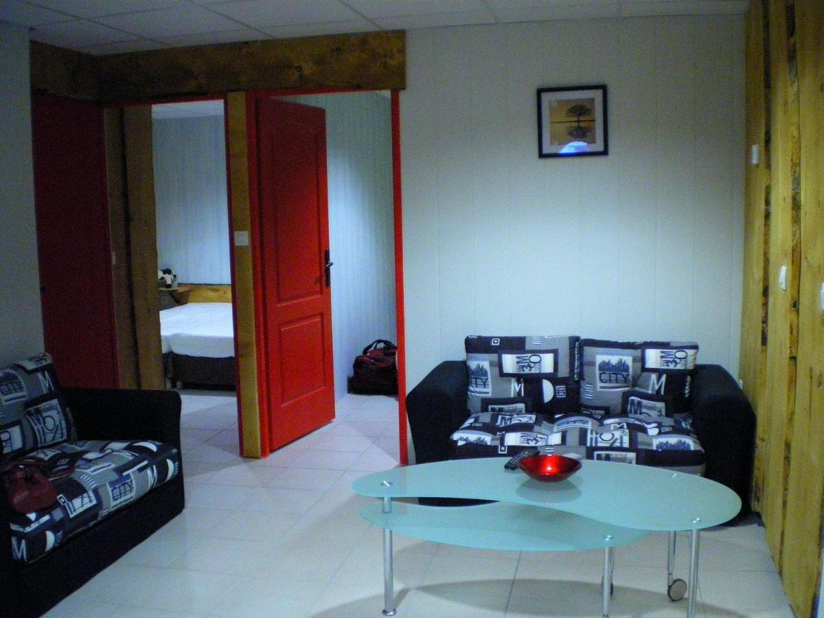 Hotel Restaurant Lancheton Saint-Julien-Mont-Denis Buitenkant foto