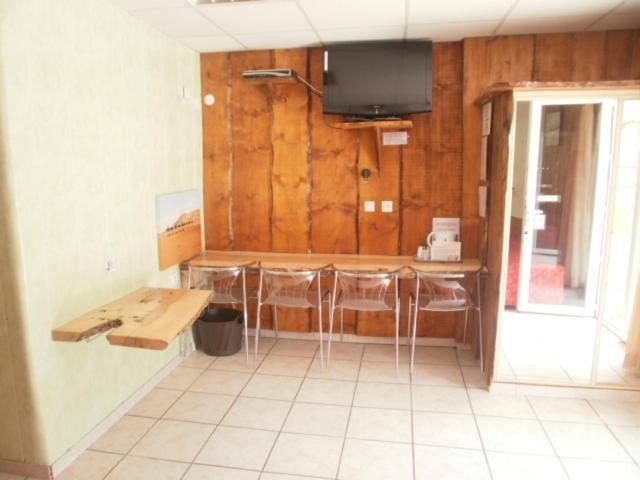 Hotel Restaurant Lancheton Saint-Julien-Mont-Denis Buitenkant foto