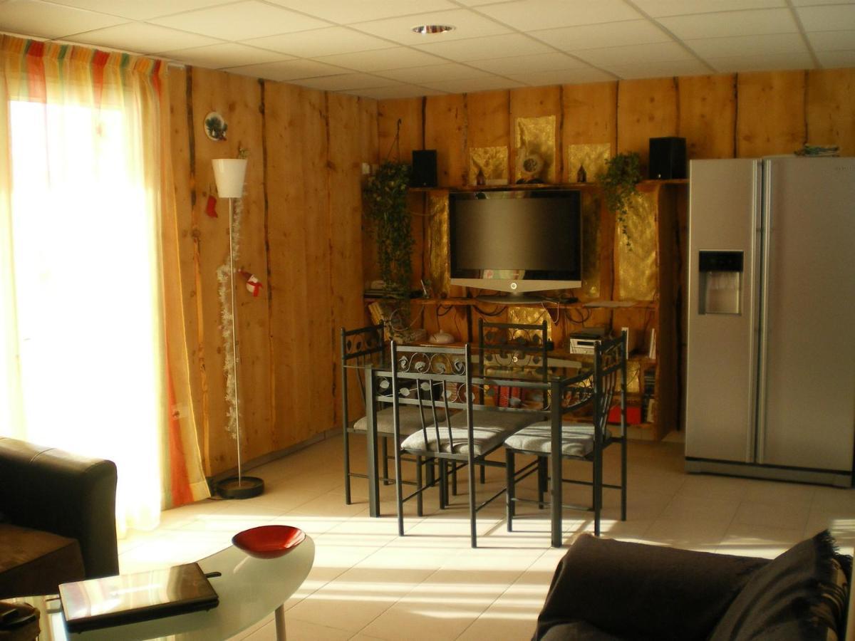 Hotel Restaurant Lancheton Saint-Julien-Mont-Denis Buitenkant foto