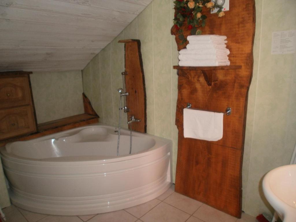 Hotel Restaurant Lancheton Saint-Julien-Mont-Denis Kamer foto
